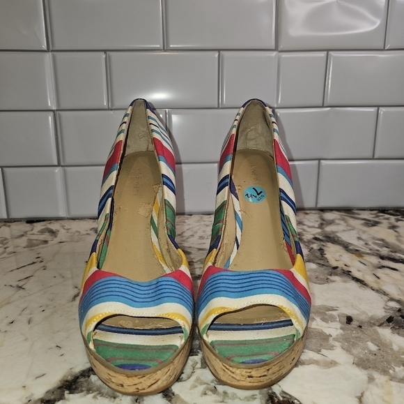 Nine West Wedge 7.5 M - Picture 2 of 10